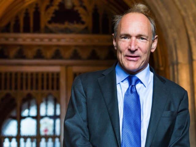 https://www.focus-on.gr/wp-content/uploads/2018/11/Sir_Tim_Berners-Lee.0.0-640x480.jpg