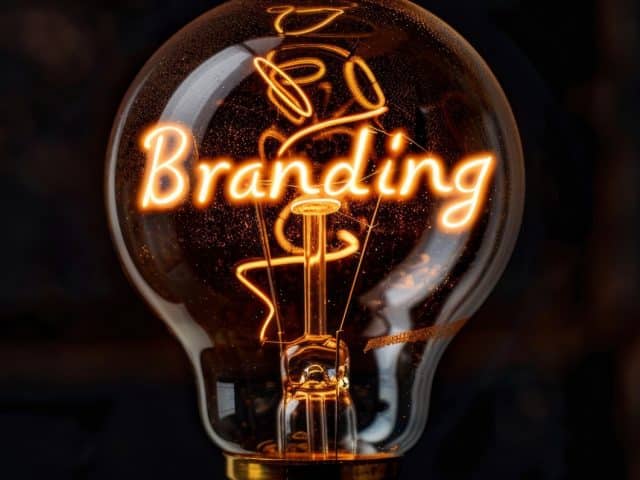 https://www.focus-on.gr/wp-content/uploads/2025/03/light-bulb-with-glowing-wire-forming-word-branding-black-background-640x480.jpg